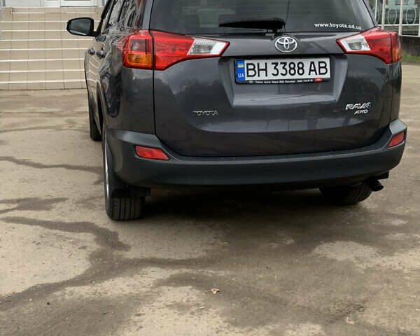 Сірий Тойота РАВ 4, об'ємом двигуна 2.49 л та пробігом 87 тис. км за 18500 $, фото 2 на Automoto.ua