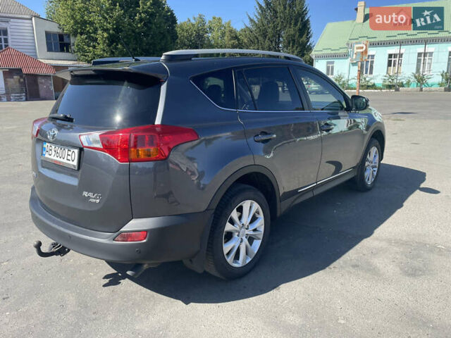 Тойота РАВ 4 2013 в Гайвороне на Automoto.ua Серый Тойота РАВ 4, объемом двигателя 2.23 л и пробегом 260 тыс. км за 16999 $, фото 2 на Automoto.ua
