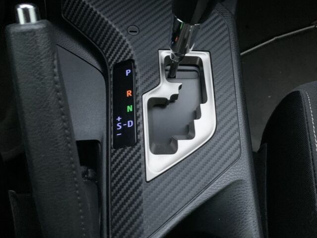 Серый Тойота РАВ 4, объемом двигателя 2.5 л и пробегом 125 тыс. км за 17500 $, фото 8 на Automoto.ua