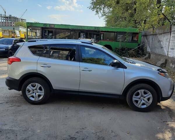 Тойота РАВ 4 2013 в Львове на Automoto.ua Серый Тойота РАВ 4, объемом двигателя 2.5 л и пробегом 192 тыс. км за 16000 $, фото 2 на Automoto.ua