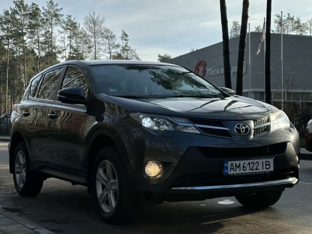 Серый Тойота РАВ 4, объемом двигателя 2.2 л и пробегом 208 тыс. км за 15800 $, фото 10 на Automoto.ua
