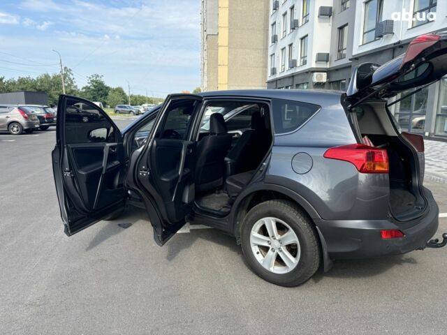 Серый Тойота РАВ 4, объемом двигателя 2.2 л и пробегом 162 тыс. км за 16400 $, фото 17 на Automoto.ua