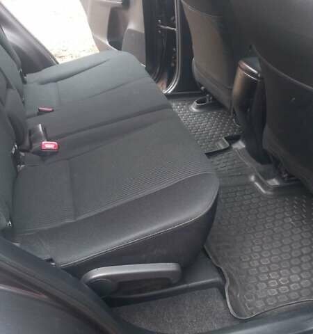 Тойота РАВ 4 2013 в Чернигове на Automoto.ua Серый Тойота РАВ 4, объемом двигателя 1.99 л и пробегом 170 тыс. км за 14250 $, фото 4 на Automoto.ua