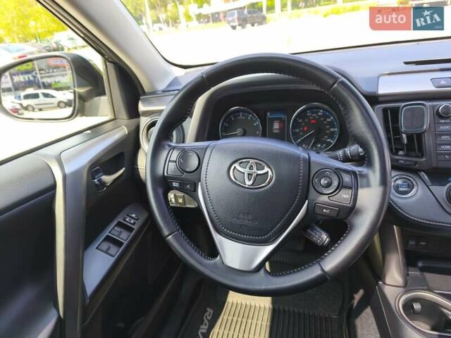 Серый Тойота РАВ 4, объемом двигателя 2.49 л и пробегом 116 тыс. км за 18900 $, фото 16 на Automoto.ua