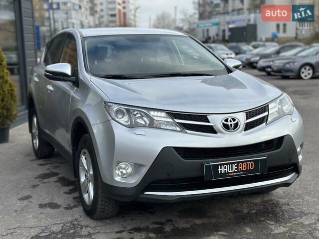 Сірий Тойота РАВ 4, об'ємом двигуна 2.23 л та пробігом 246 тис. км за 19500 $, фото 6 на Automoto.ua