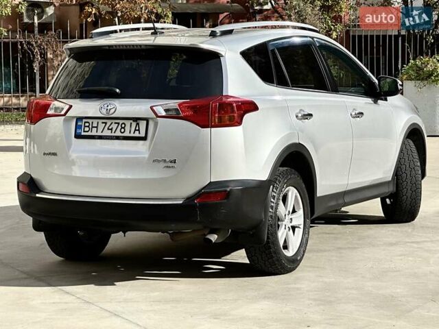 Серый Тойота РАВ 4, объемом двигателя 2.5 л и пробегом 132 тыс. км за 16800 $, фото 6 на Automoto.ua