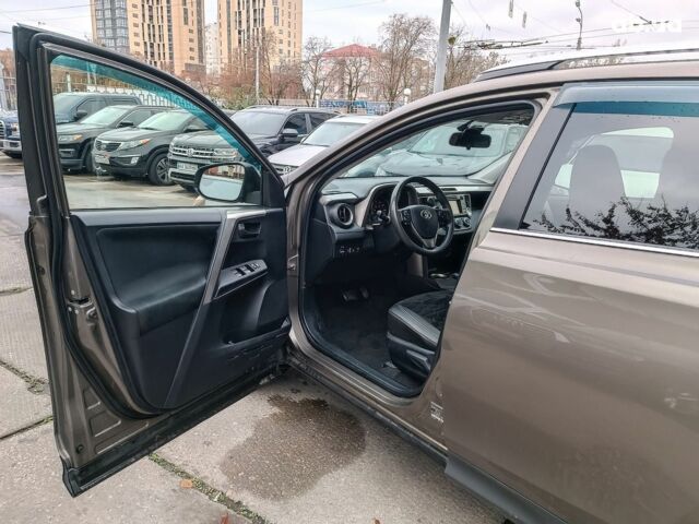 Серый Тойота РАВ 4, объемом двигателя 2.5 л и пробегом 171 тыс. км за 14590 $, фото 20 на Automoto.ua