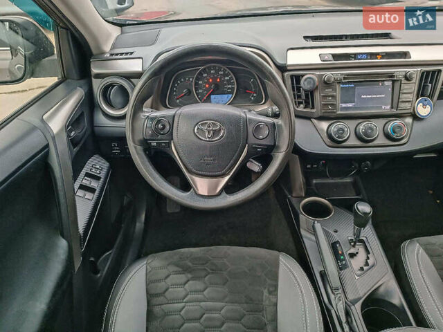 Сірий Тойота РАВ 4, об'ємом двигуна 2.5 л та пробігом 171 тис. км за 14590 $, фото 17 на Automoto.ua