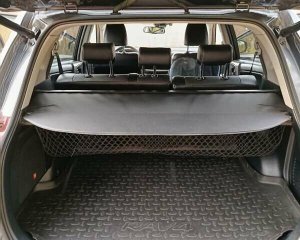 Серый Тойота РАВ 4, объемом двигателя 2.23 л и пробегом 255 тыс. км за 17200 $, фото 16 на Automoto.ua