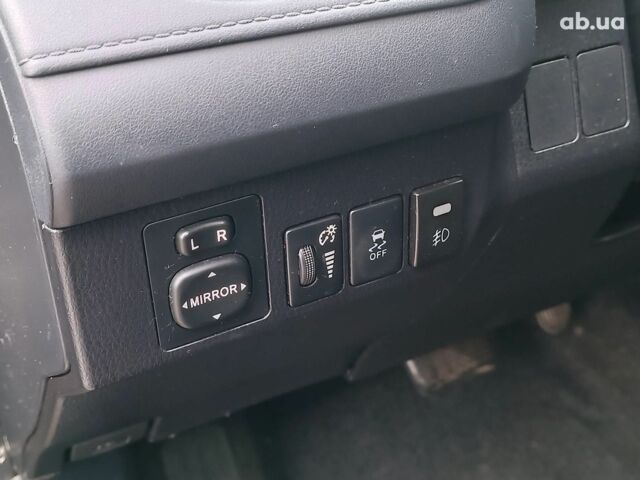 Серый Тойота РАВ 4, объемом двигателя 2.5 л и пробегом 171 тыс. км за 14590 $, фото 24 на Automoto.ua