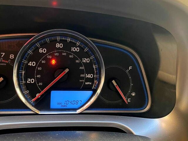 Сірий Тойота РАВ 4, об'ємом двигуна 2.5 л та пробігом 168 тис. км за 15000 $, фото 7 на Automoto.ua