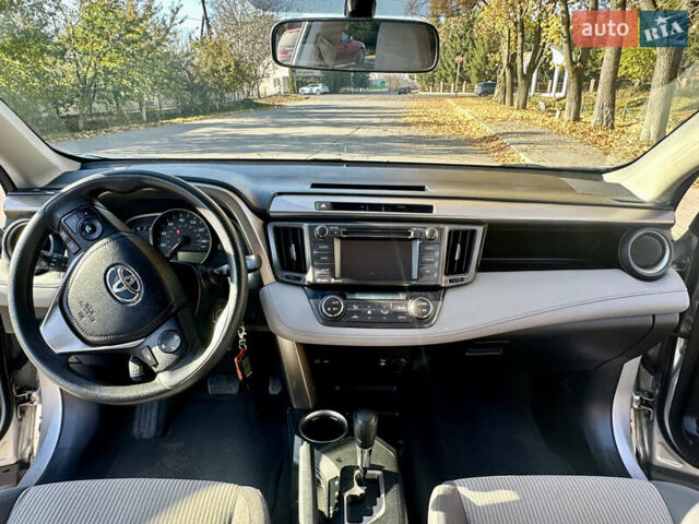 Серый Тойота РАВ 4, объемом двигателя 2.5 л и пробегом 140 тыс. км за 15500 $, фото 7 на Automoto.ua