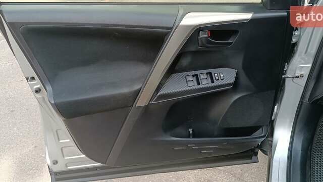 Серый Тойота РАВ 4, объемом двигателя 2.5 л и пробегом 109 тыс. км за 14900 $, фото 17 на Automoto.ua