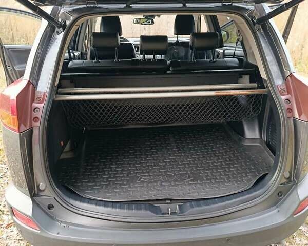 Серый Тойота РАВ 4, объемом двигателя 2.23 л и пробегом 255 тыс. км за 17200 $, фото 22 на Automoto.ua