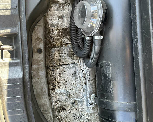 Серый Тойота РАВ 4, объемом двигателя 2.5 л и пробегом 140 тыс. км за 15500 $, фото 17 на Automoto.ua