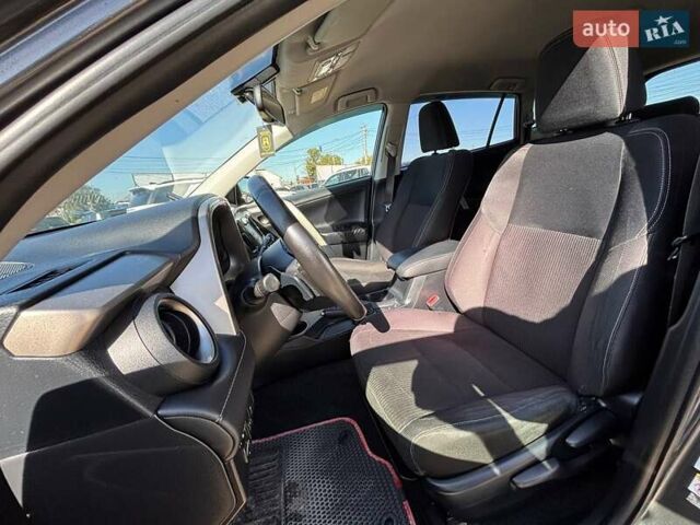 Сірий Тойота РАВ 4, об'ємом двигуна 2.23 л та пробігом 209 тис. км за 15500 $, фото 12 на Automoto.ua