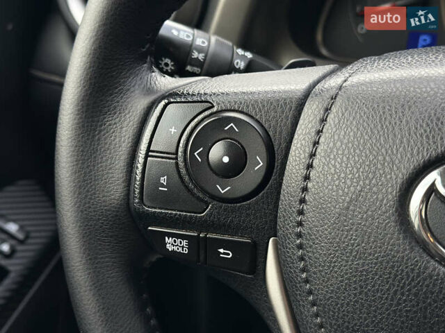 Сірий Тойота РАВ 4, об'ємом двигуна 2.23 л та пробігом 246 тис. км за 19500 $, фото 35 на Automoto.ua