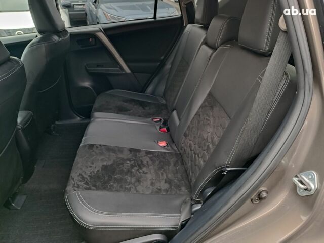 Серый Тойота РАВ 4, объемом двигателя 2.5 л и пробегом 171 тыс. км за 14590 $, фото 15 на Automoto.ua