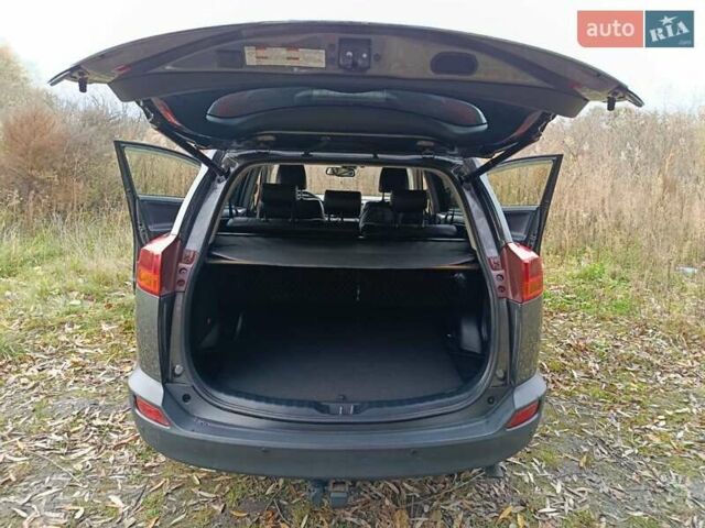 Серый Тойота РАВ 4, объемом двигателя 2.23 л и пробегом 255 тыс. км за 17200 $, фото 23 на Automoto.ua