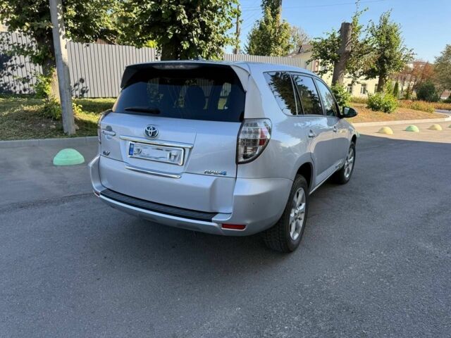 Сірий Тойота РАВ 4, об'ємом двигуна 0 л та пробігом 140 тис. км за 12000 $, фото 2 на Automoto.ua