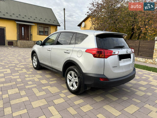 Серый Тойота РАВ 4, объемом двигателя 2.23 л и пробегом 245 тыс. км за 19300 $, фото 3 на Automoto.ua