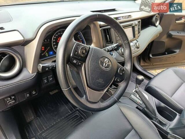 Серый Тойота РАВ 4, объемом двигателя 2.23 л и пробегом 255 тыс. км за 17200 $, фото 31 на Automoto.ua