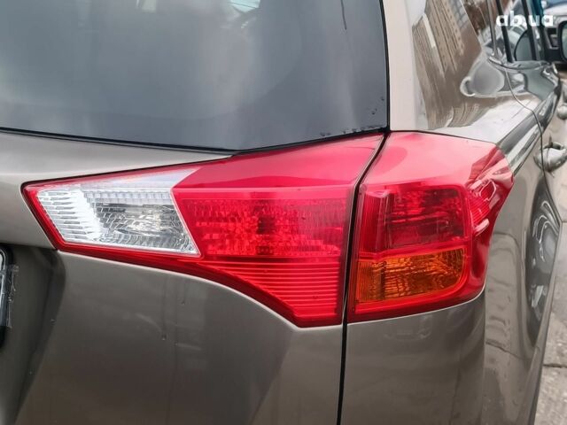 Серый Тойота РАВ 4, объемом двигателя 2.5 л и пробегом 171 тыс. км за 14590 $, фото 9 на Automoto.ua