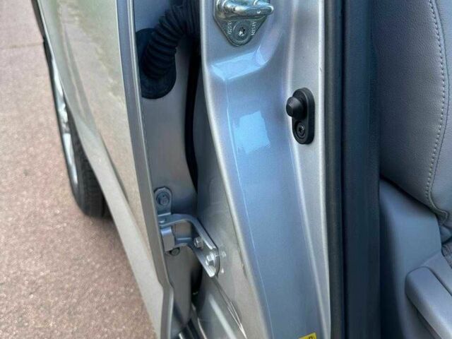 Сірий Тойота РАВ 4, об'ємом двигуна 0 л та пробігом 150 тис. км за 10900 $, фото 17 на Automoto.ua