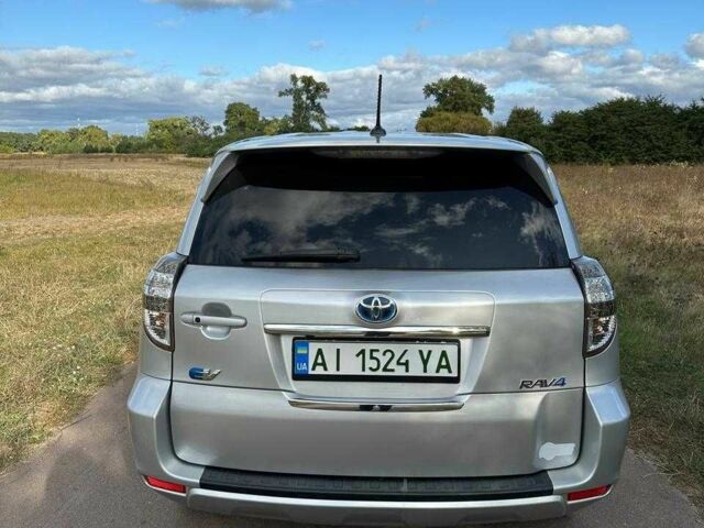 Сірий Тойота РАВ 4, об'ємом двигуна 0 л та пробігом 150 тис. км за 10900 $, фото 2 на Automoto.ua