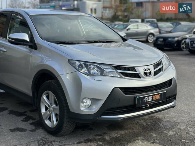 Сірий Тойота РАВ 4, об'ємом двигуна 2.23 л та пробігом 246 тис. км за 19500 $, фото 9 на Automoto.ua