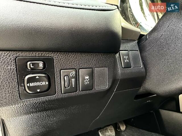 Серый Тойота РАВ 4, объемом двигателя 2.5 л и пробегом 132 тыс. км за 16800 $, фото 22 на Automoto.ua