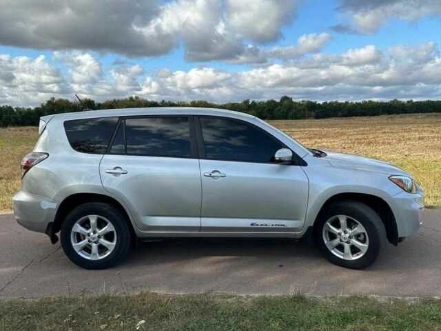 Сірий Тойота РАВ 4, об'ємом двигуна 0 л та пробігом 150 тис. км за 10900 $, фото 4 на Automoto.ua