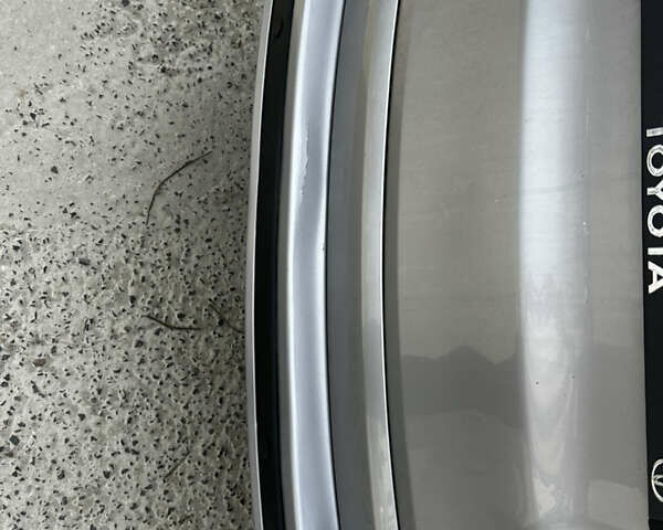 Сірий Тойота РАВ 4, об'ємом двигуна 2.5 л та пробігом 121 тис. км за 17100 $, фото 12 на Automoto.ua