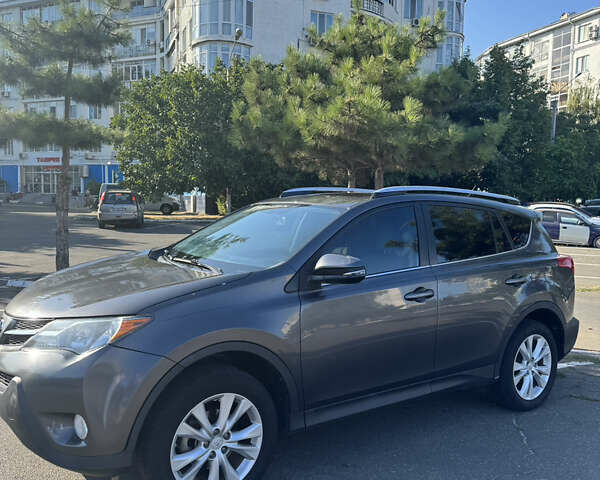 Серый Тойота РАВ 4, объемом двигателя 2.49 л и пробегом 239 тыс. км за 22000 $, фото 5 на Automoto.ua