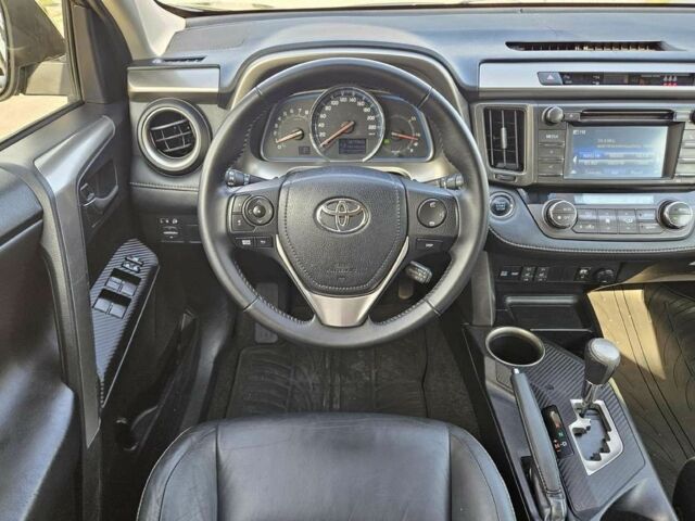 Сірий Тойота РАВ 4, об'ємом двигуна 2 л та пробігом 170 тис. км за 8900 $, фото 9 на Automoto.ua