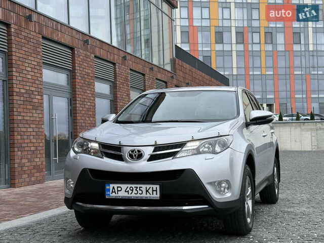 Тойота РАВ 4 2015 в Днепре (Днепропетровске) на Automoto.ua Серый Тойота РАВ 4, объемом двигателя 2.23 л и пробегом 222 тыс. км за 18200 $, фото 14 на Automoto.ua