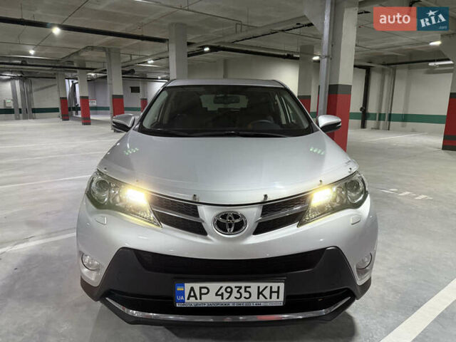 Тойота РАВ 4 2015 в Днепре (Днепропетровске) на Automoto.ua Серый Тойота РАВ 4, объемом двигателя 2.23 л и пробегом 202 тыс. км за 18300 $, фото 14 на Automoto.ua