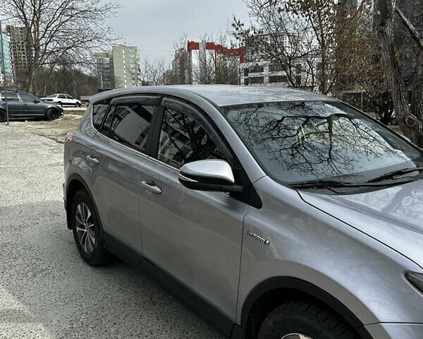 Сірий Тойота РАВ 4, об'ємом двигуна 2.5 л та пробігом 121 тис. км за 17100 $, фото 3 на Automoto.ua