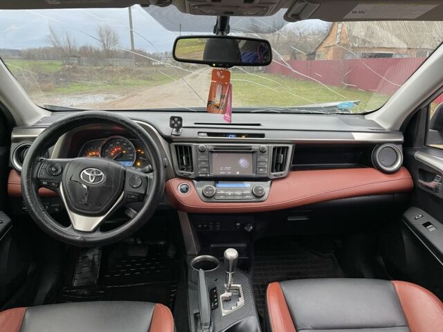 Серый Тойота РАВ 4, объемом двигателя 0 л и пробегом 150 тыс. км за 7700 $, фото 7 на Automoto.ua