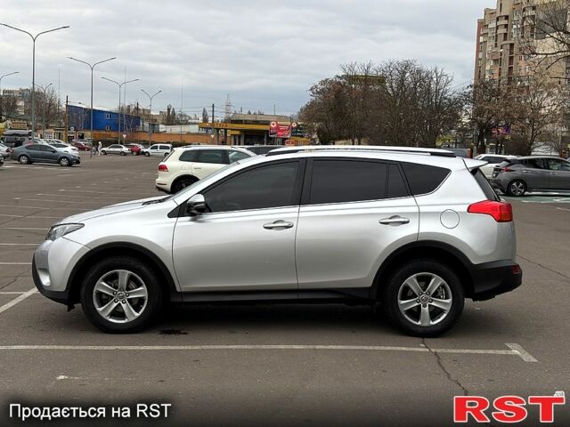 Тойота РАВ 4 2015 у Одесі на Automoto.ua Сірий Тойота РАВ 4, об'ємом двигуна 2.5 л та пробігом 204 тис. км за 14000 $, фото 2 на Automoto.ua