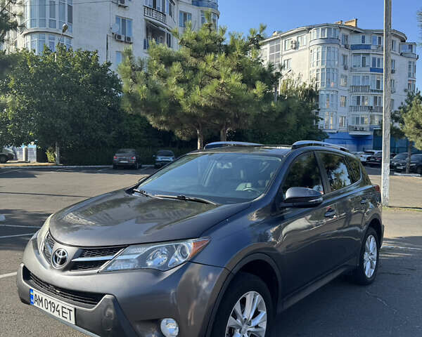 Серый Тойота РАВ 4, объемом двигателя 2.49 л и пробегом 239 тыс. км за 22000 $, фото 4 на Automoto.ua