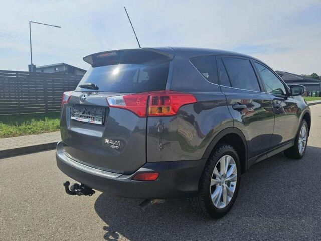 Сірий Тойота РАВ 4, об'ємом двигуна 2 л та пробігом 170 тис. км за 8900 $, фото 5 на Automoto.ua