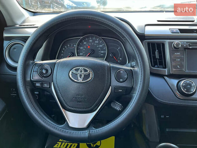 Серый Тойота РАВ 4, объемом двигателя 2.5 л и пробегом 155 тыс. км за 16600 $, фото 21 на Automoto.ua