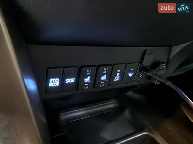 Тойота РАВ 4 2015 в Днепре (Днепропетровске) на Automoto.ua Серый Тойота РАВ 4, объемом двигателя 2.23 л и пробегом 222 тыс. км за 18200 $, фото 30 на Automoto.ua
