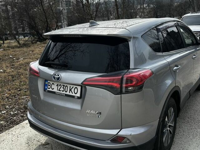 Серый Тойота РАВ 4, объемом двигателя 2.5 л и пробегом 122 тыс. км за 17250 $, фото 5 на Automoto.ua
