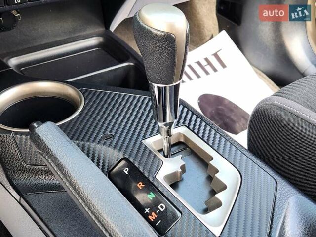 Тойота РАВ 4 2015 в Виннице на Automoto.ua Серый Тойота РАВ 4, объемом двигателя 2.23 л и пробегом 88 тыс. км за 19333 $, фото 30 на Automoto.ua