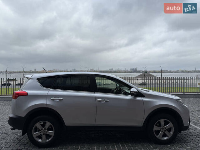 Серый Тойота РАВ 4, объемом двигателя 2.23 л и пробегом 222 тыс. км за 17700 $, фото 16 на Automoto.ua