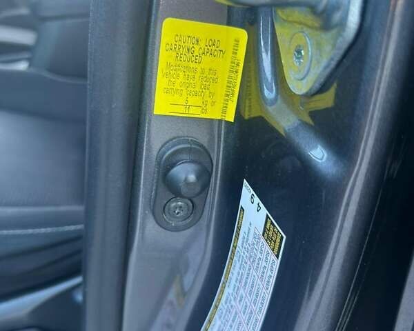 Сірий Тойота РАВ 4, об'ємом двигуна 2.49 л та пробігом 105 тис. км за 15700 $, фото 33 на Automoto.ua