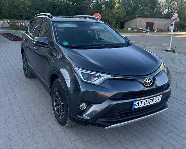 Сірий Тойота РАВ 4, об'ємом двигуна 2.49 л та пробігом 105 тис. км за 15700 $, фото 2 на Automoto.ua