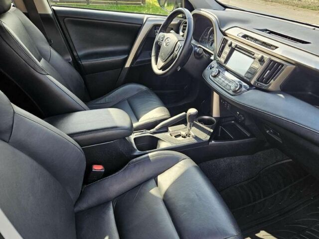 Сірий Тойота РАВ 4, об'ємом двигуна 2 л та пробігом 170 тис. км за 8900 $, фото 8 на Automoto.ua